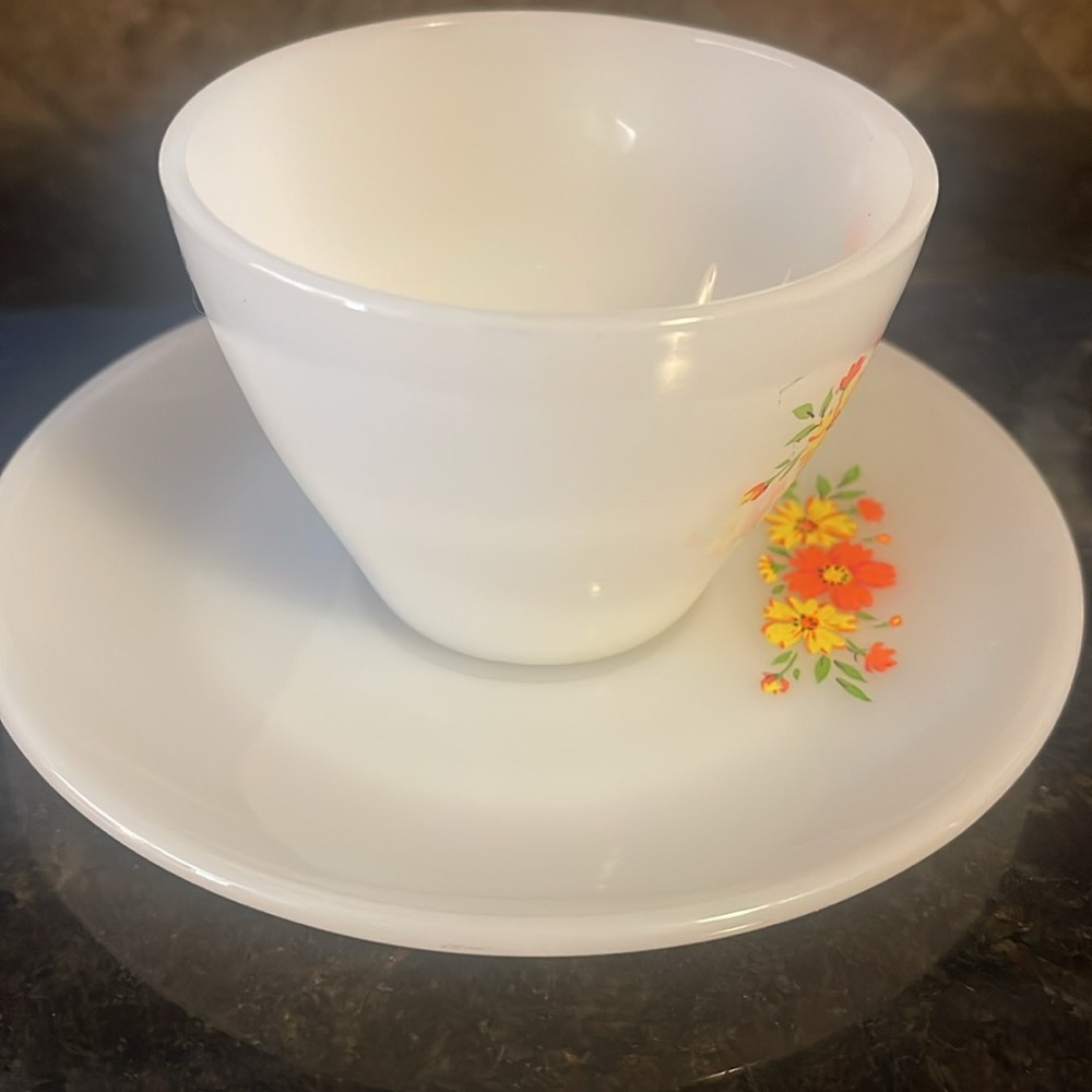 Fire King Anchor Hocking Orange and Yellow Floral Premium Cups & Saucers (4 sets - Picture 6 of 11